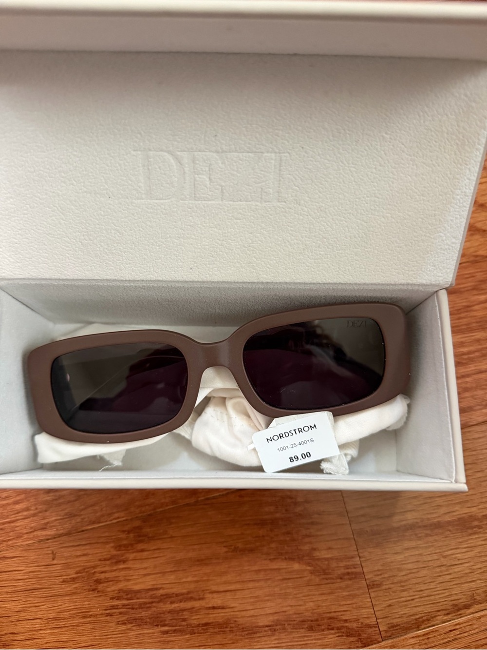 DEZI Rectangular Sunglasses in Taupe Brown